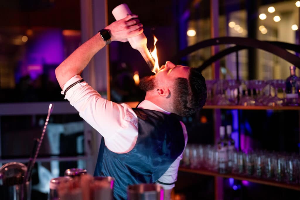 Bar à cocktails lors d’une soirée d’entreprise